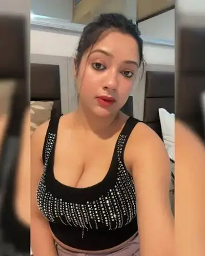 Call Girls Service Nakhatrana